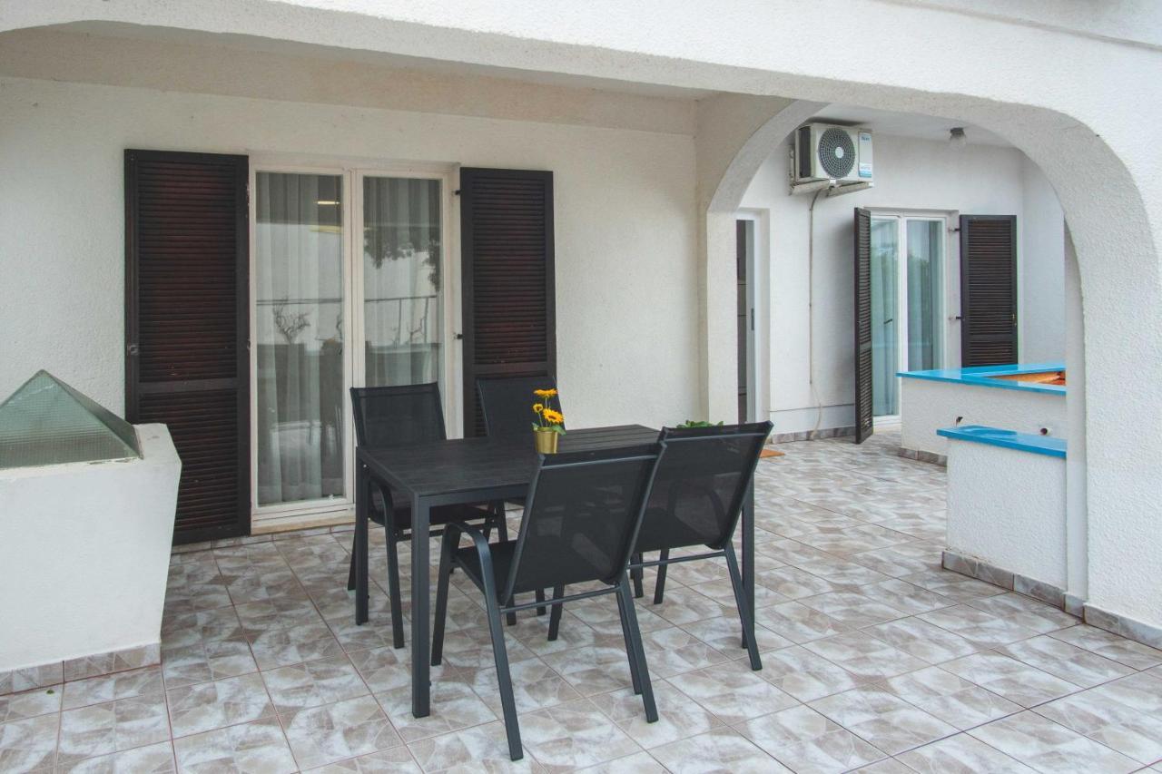 Ostaric Apartment Mandre Luaran gambar